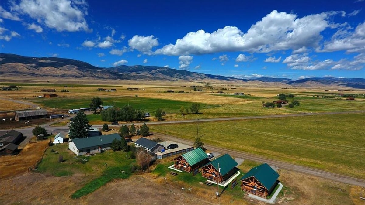 You Can Now Buy An Entire Town Just 45 Minutes From Yellowstone For $4 Million (Pray, Montana)