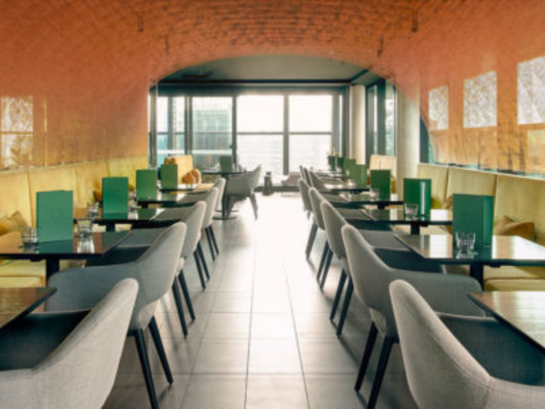 32 Best Rooftop Bars In Melbourne [2022 Guide]