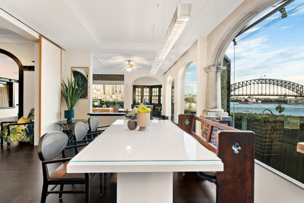 Vitamin Industry Bosses Snap Up Gorgeous $16.5 Million Lavender Bay Residence