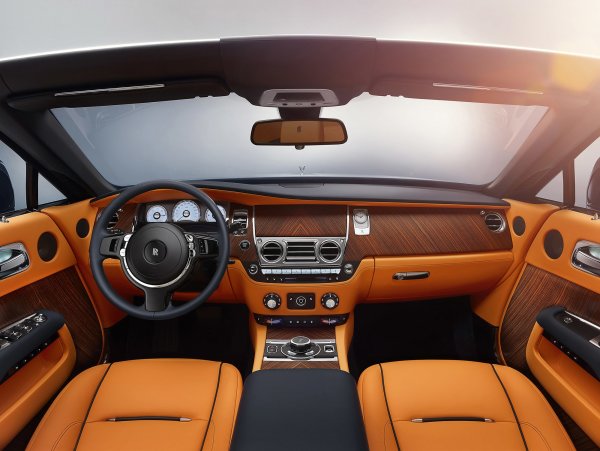 Redefining Luxury Once Again: Meet The Rolls Royce Dawn