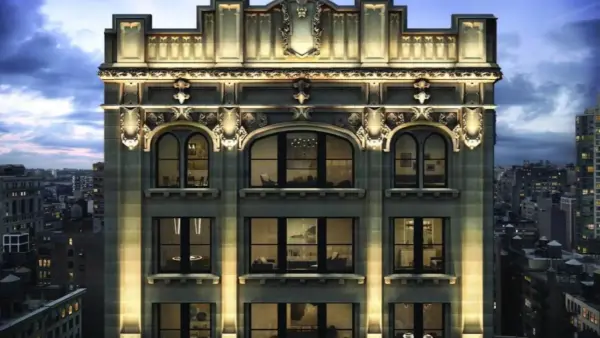 Inside Jeff Bezos&#8217; Just-Purchased $114 Million New York City Penthouse