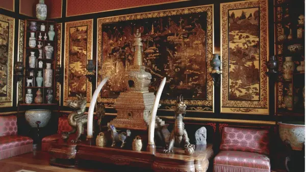 Chinese Billionaires Are Hiring Trained Thieves To Steal Back Art From European Museums