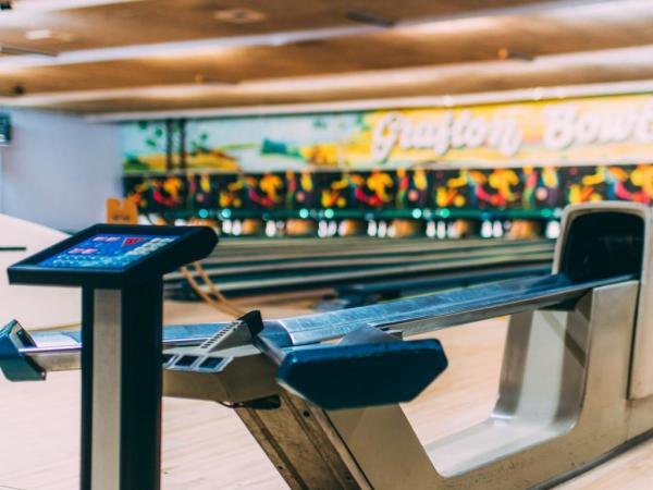 This Grafton Bowling Alley Has Just Been Listed For Sale