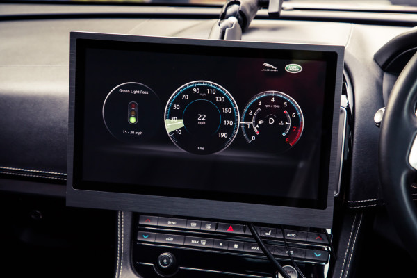Jaguar’s ‘Connected Car’ Will Never See Another Red Light Again, Here’s How