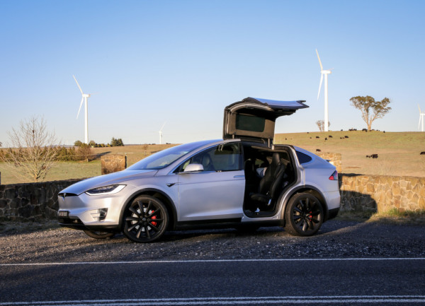 Review Tesla Model X P100D Is The SUV Spaceship From The