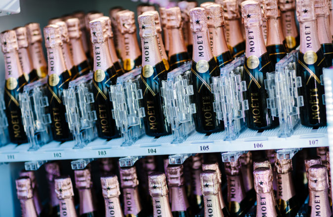 Win A Moët &#038; Chandon Champagne Vending Machine