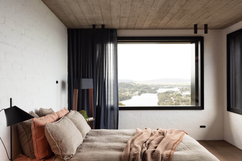Eagle's Nest Collaroy at 67 Edgecliffe Boulevard by Ian Bennett