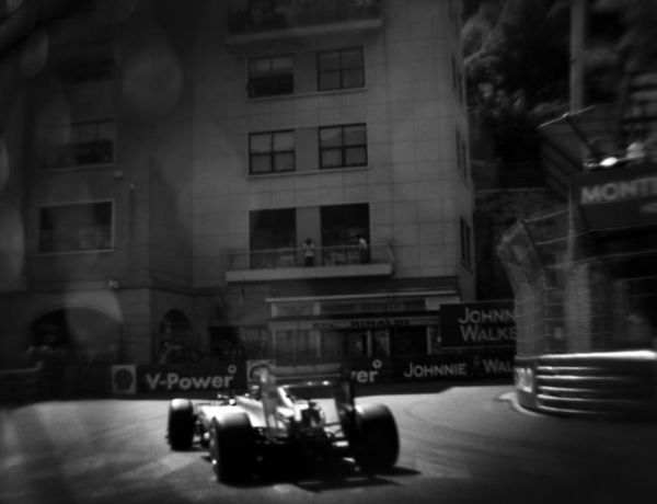 The Photographer Who Shoots Formula 1 With A 104-Year-Old Camera