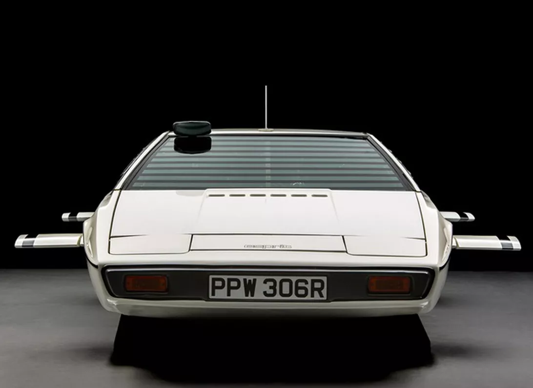 How That Iconic Lotus Esprit Made It Into 007: &#8216;The Spy Who Loved Me&#8217;