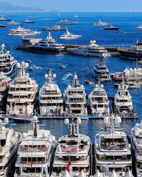 This Is How Much It&#8217;ll Cost To Berth Your Superyacht In Monaco Over Grand Prix Weekend
