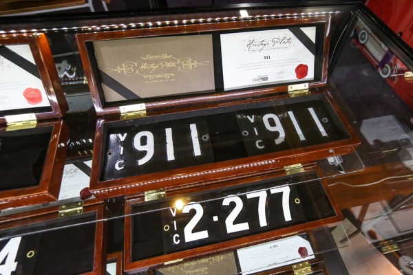 &#8216;911&#8217; License Plate Sells For $525,000 At Motorclassica