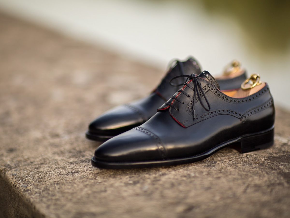 schade Analist pauze 14 Best Men's Shoe Brands For Timeless Style In 2023