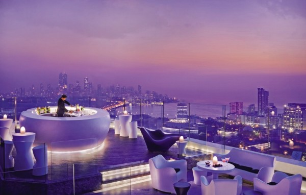 9 Of The Most Incredible Rooftop Bars In The World
