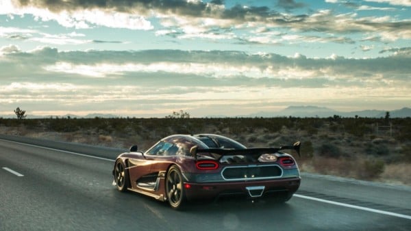 Koenigsegg Smashes World’s Fastest Production Car Record Clocking 458km/h