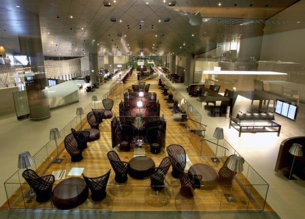 How To Spend Your Layover At The Qatar Airways Business Lounge