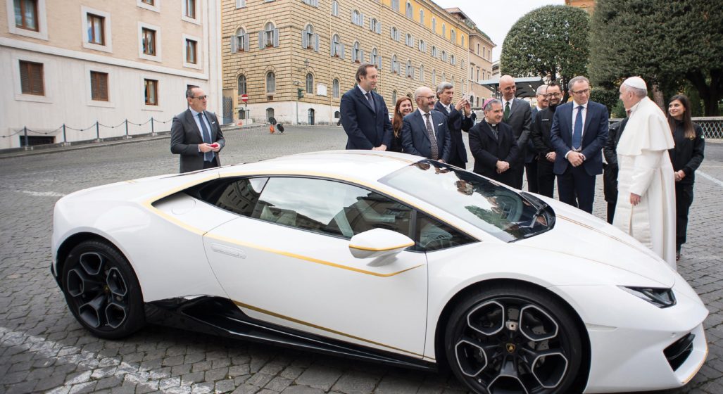 The Pope&#8217;s Lamborghini Huracán Can Now Be Yours, If That&#8217;s Your Thing