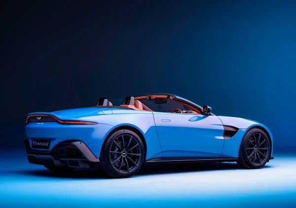 Aston Martin’s Vantage Roadster Is Raw British Motoring With Its Top Off