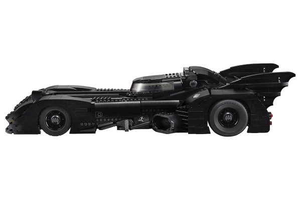 3000 piece lego batmobile