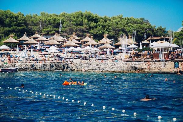 carpe diem hvar carpe diem hvar