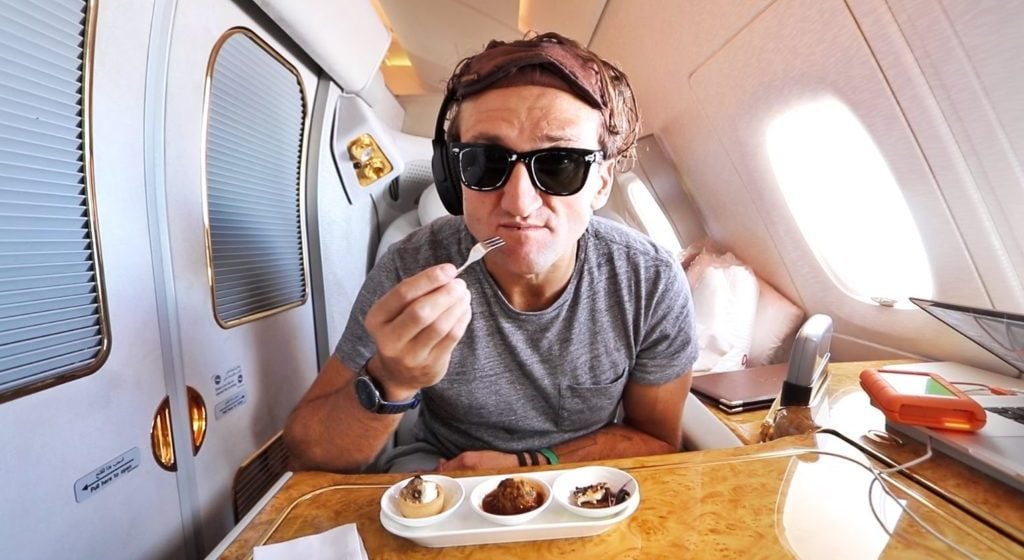 Casey Neistat Shows Us What It&#8217;s Like To Fly Emirates First Class