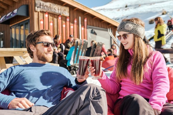 How To Pull Off A Romantic Winter Ski Escape In Queenstown