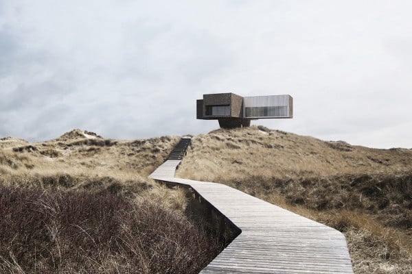 Cross-Shaped &#8216;Dune House&#8217; Provides Incredible Views Of The Danish Coast