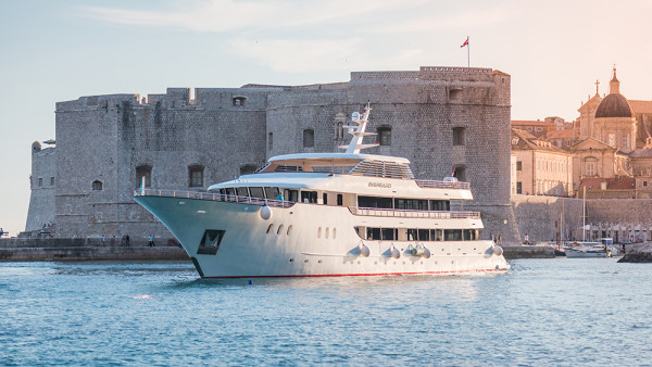 Get Paid To Eat &#038; Drink While Cruising Croatia On A 174-Foot Superyacht