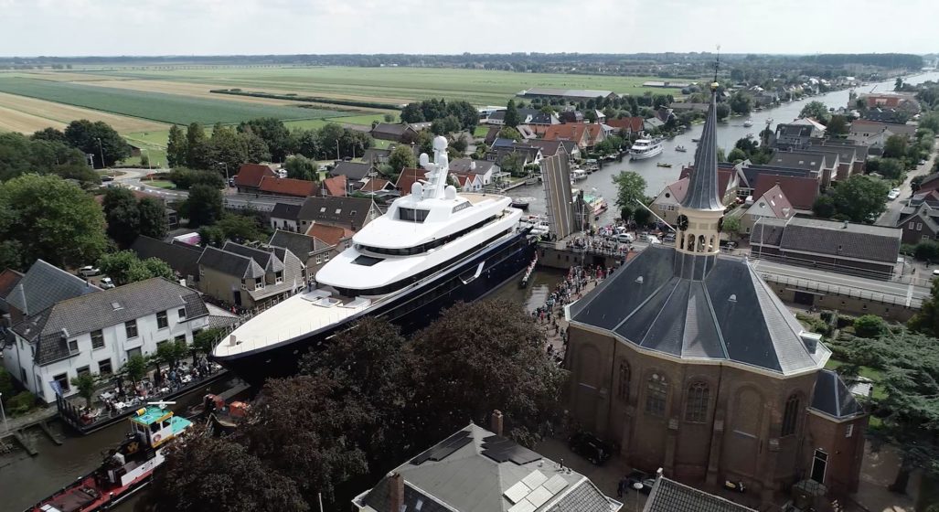 WATCH: This 4K Construction Timelapse Of Feadship&#8217;s Lonian Superyacht