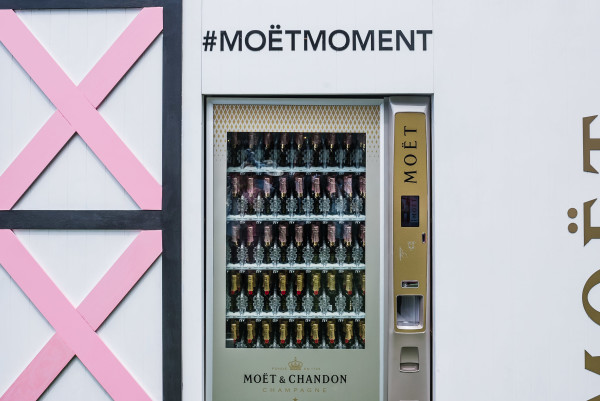 Win A Moët &#038; Chandon Champagne Vending Machine