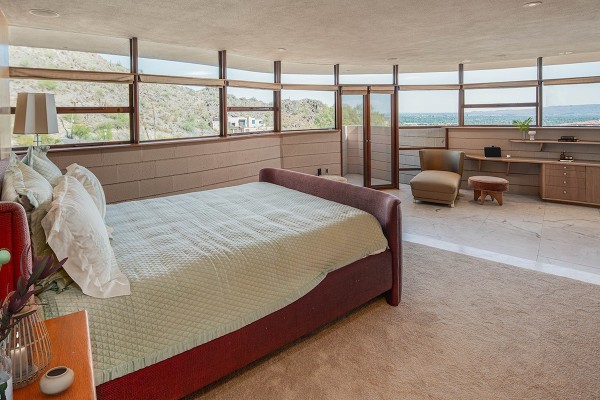 The Norman Lykes House By Frank Lloyd Wright Is Up For Auction