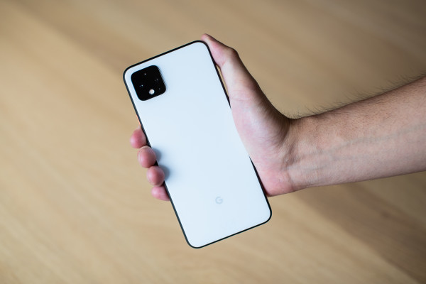 REVIEW: The Google Pixel 4 XL Is That Hot Summer Romance Which Won&#8217;t Work Out
