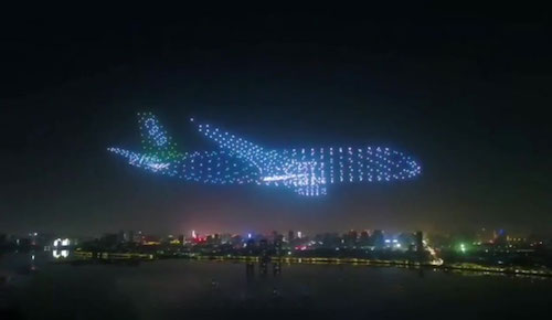 Check Out Nanchang Flight Convention’s Incredible ‘Ghost’ Plane Created By 800 Drones