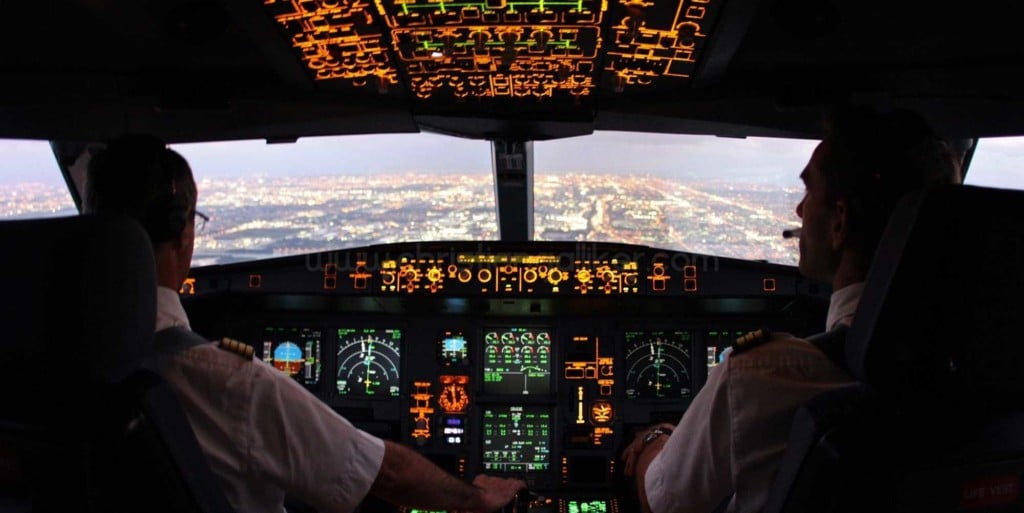 What Happens When Airline Pilots Decide To Race Each Other?