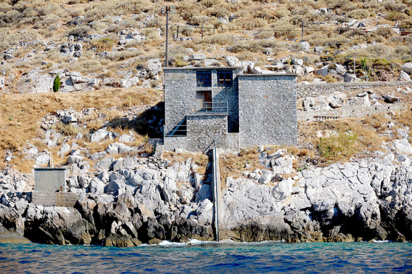 Hydra Is The Off-The-Beaten Track Greek Island Art Lovers Need To Know