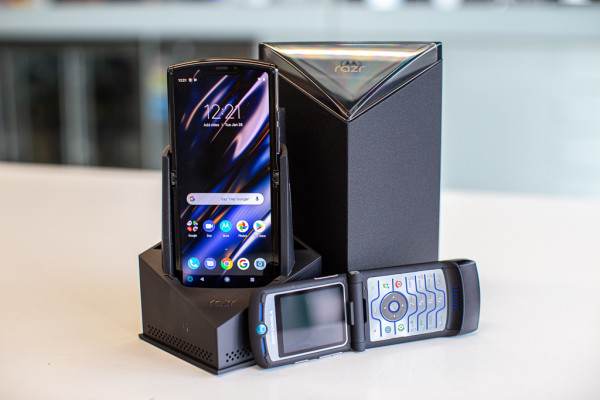 Hands-On With The New Motorola Razr Foldable