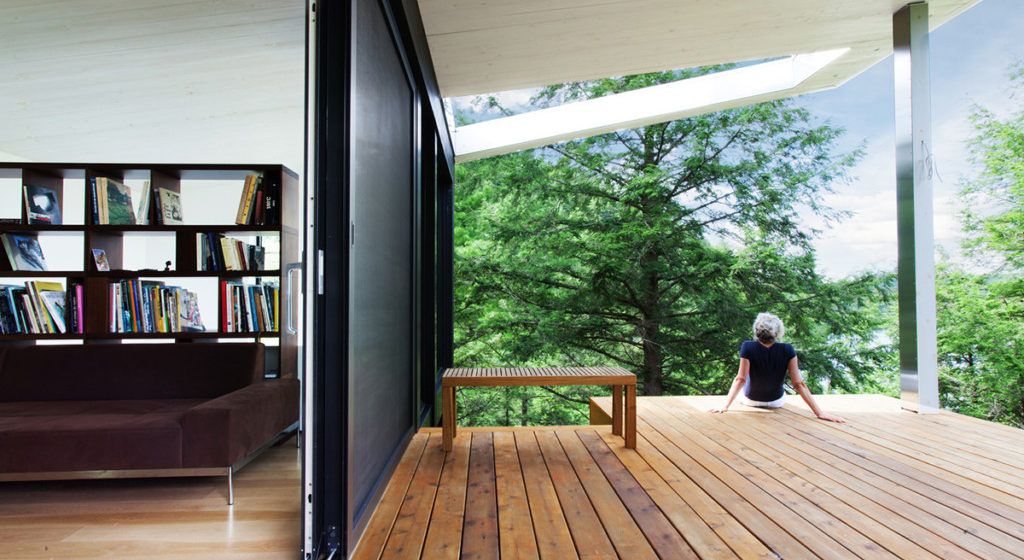 Check Out This Sculptor&#8217;s Idealistic Canadian Forest Home