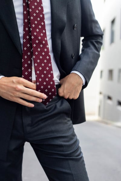 How It Works: The Ermenegildo Zegna Made-To-Measure Suiting Experience