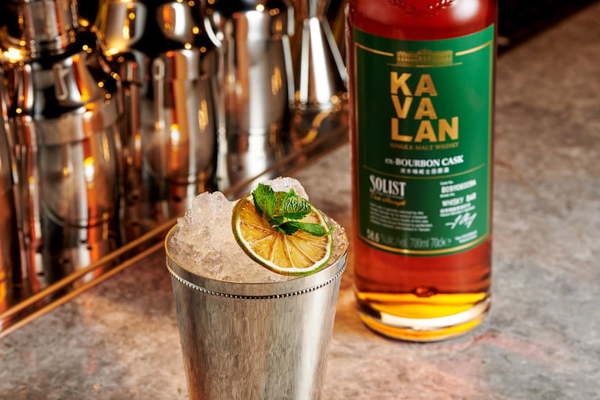 Sip Straight From The Cask At Kavalan Whisky Bar Taiwan