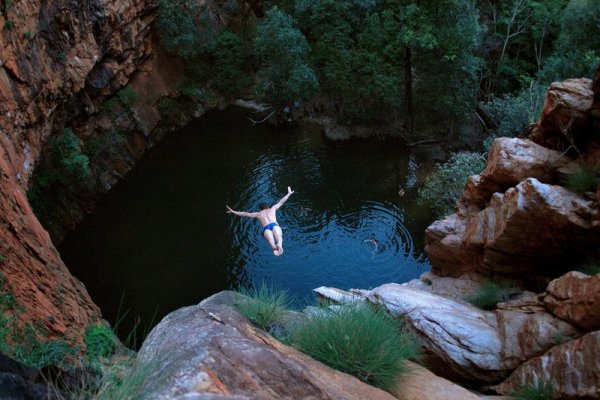 The 5 Best Cliff Jumping Spots In Australia