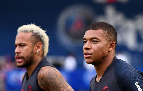 Real Madrid Prepared To Pay PSG $500 Million To Snatch Mbappé From FC Barcelona