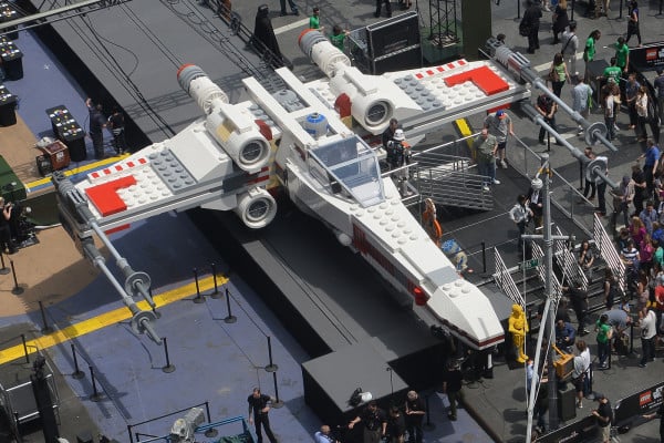 Life-Sized LEGO &#8216;Star Wars&#8217; X-Wing Pops Up At The Paris Air Show