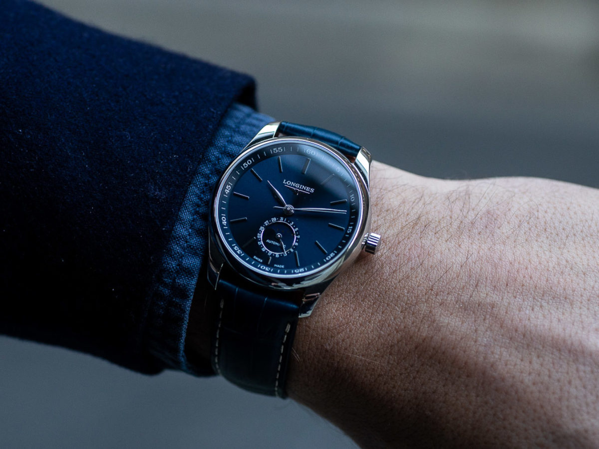 longines master moon