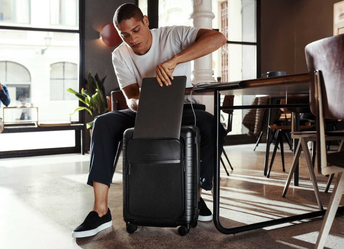 horizn studios luggage
