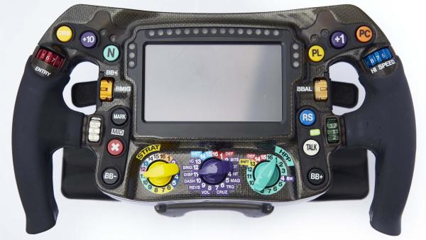 lewis hamilton steering wheel