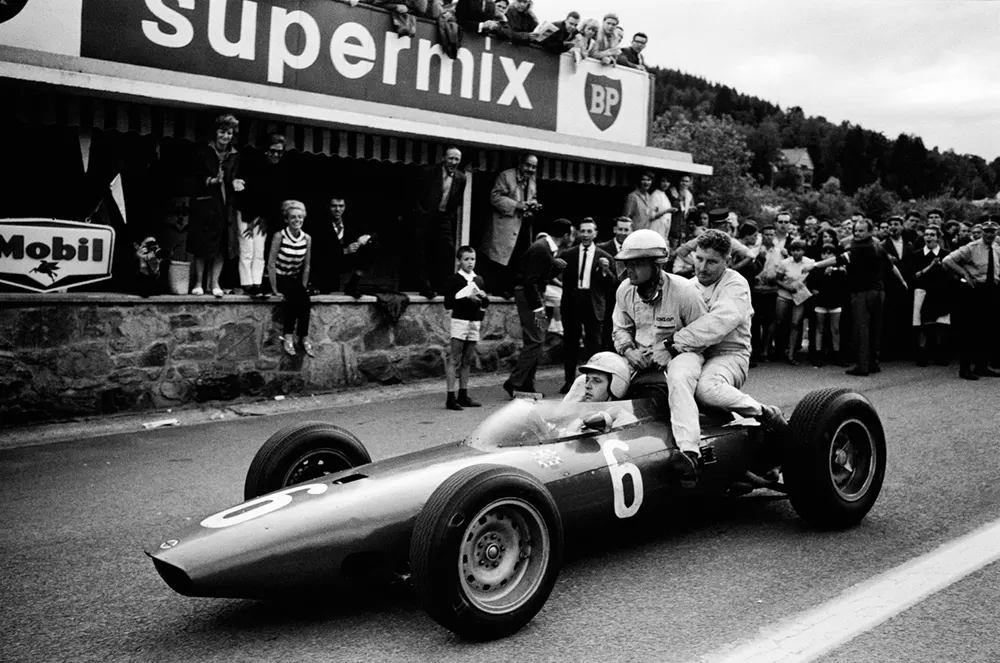 Effortlessly Cool Photos From The Golden Era Of Formula 1