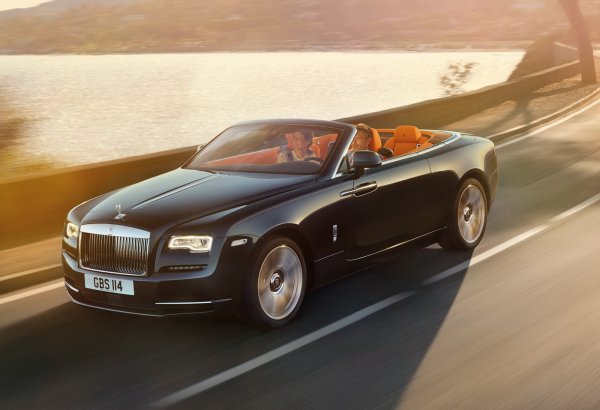 Redefining Luxury Once Again: Meet The Rolls Royce Dawn