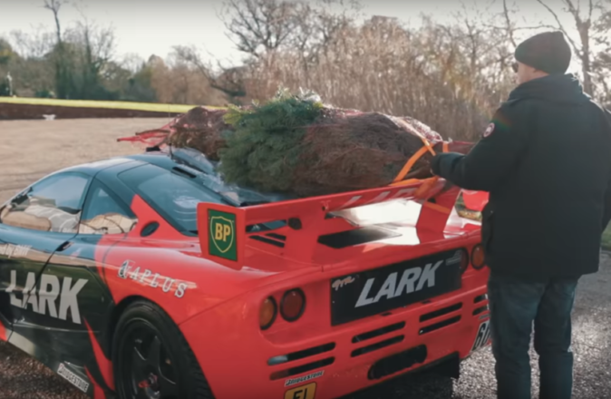 Bloke Takes Christmas Tree Home Using McLaren F1 GTR Once Raced By Ralf Schumacher