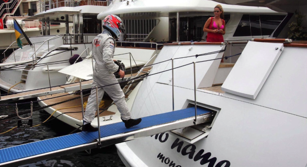 kimi raikkonen monaco 2006 yacht