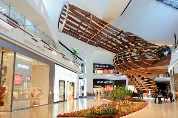 8 Things To Do In Vegas That Don’t Involve Hitting The Tables Or The Club