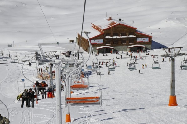Iran’s Tourism Curveball: Phenomenal Skiing